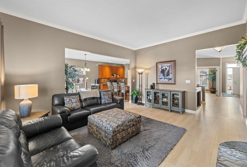 91 Northport, 4 Bedrooms Bedrooms, 16 Rooms Rooms,3 BathroomsBathrooms,Residential,For Sale,Northport