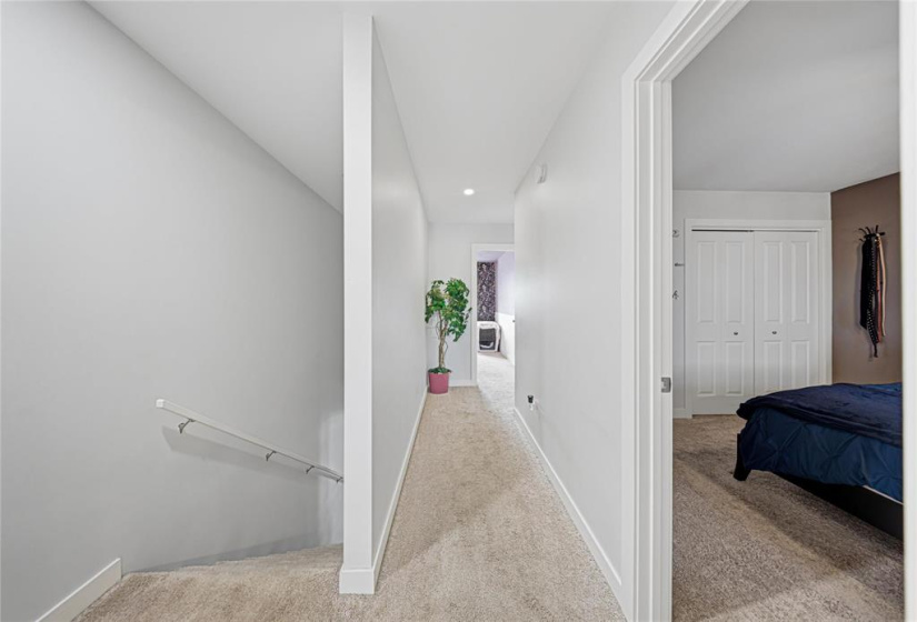 48 CRESCENTWOOD, 3 Bedrooms Bedrooms, 8 Rooms Rooms,1 BathroomBathrooms,Residential,For Sale,CRESCENTWOOD