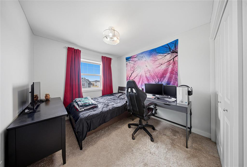 48 CRESCENTWOOD, 3 Bedrooms Bedrooms, 8 Rooms Rooms,1 BathroomBathrooms,Residential,For Sale,CRESCENTWOOD