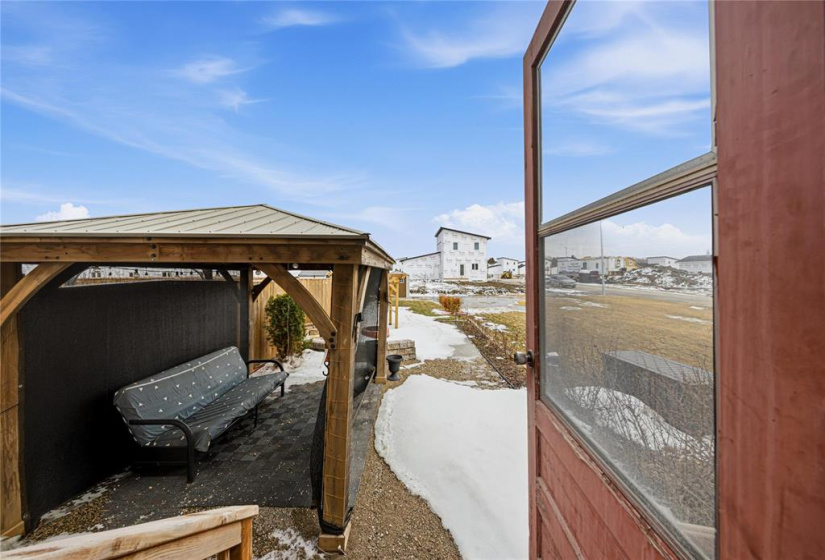 48 CRESCENTWOOD, 3 Bedrooms Bedrooms, 8 Rooms Rooms,1 BathroomBathrooms,Residential,For Sale,CRESCENTWOOD