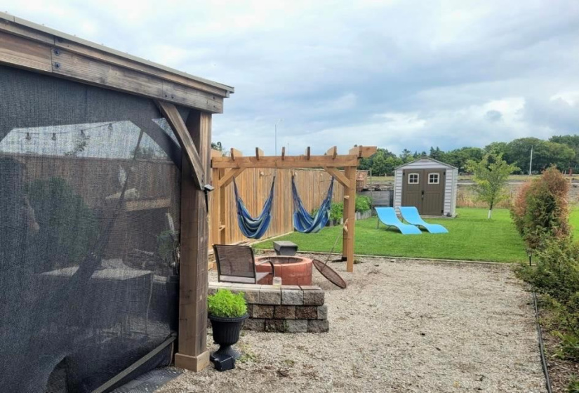 48 CRESCENTWOOD, 3 Bedrooms Bedrooms, 8 Rooms Rooms,1 BathroomBathrooms,Residential,For Sale,CRESCENTWOOD