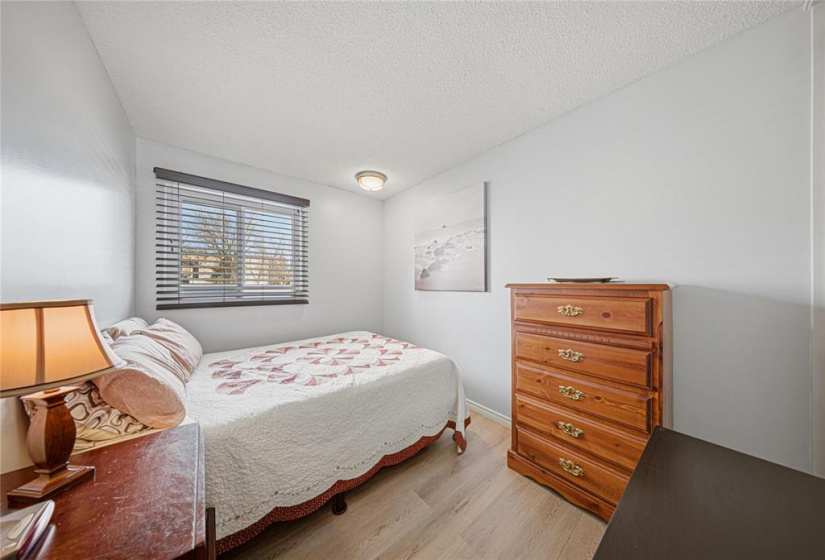 6450 Rannock, 3 Bedrooms Bedrooms, 14 Rooms Rooms,1 BathroomBathrooms,Residential,For Sale,Rannock