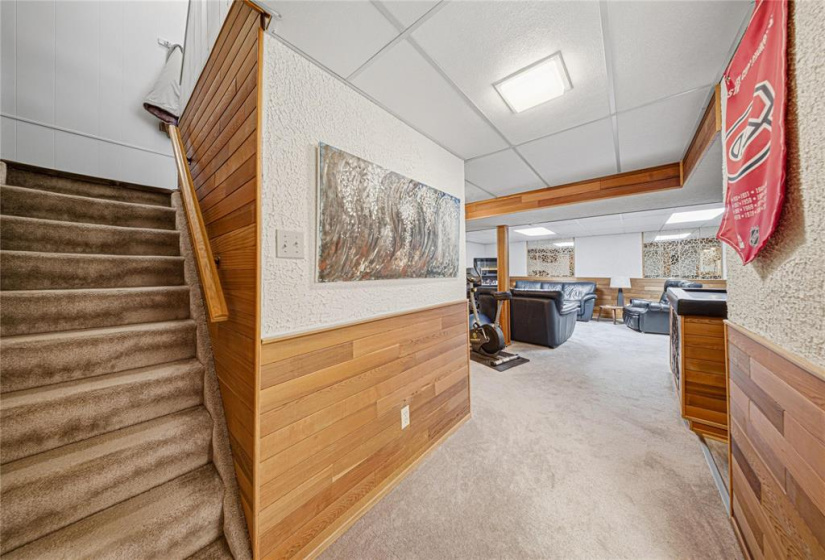 6450 Rannock, 3 Bedrooms Bedrooms, 14 Rooms Rooms,1 BathroomBathrooms,Residential,For Sale,Rannock