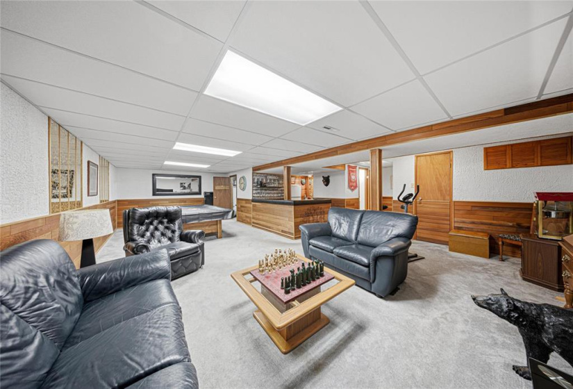 6450 Rannock, 3 Bedrooms Bedrooms, 14 Rooms Rooms,1 BathroomBathrooms,Residential,For Sale,Rannock