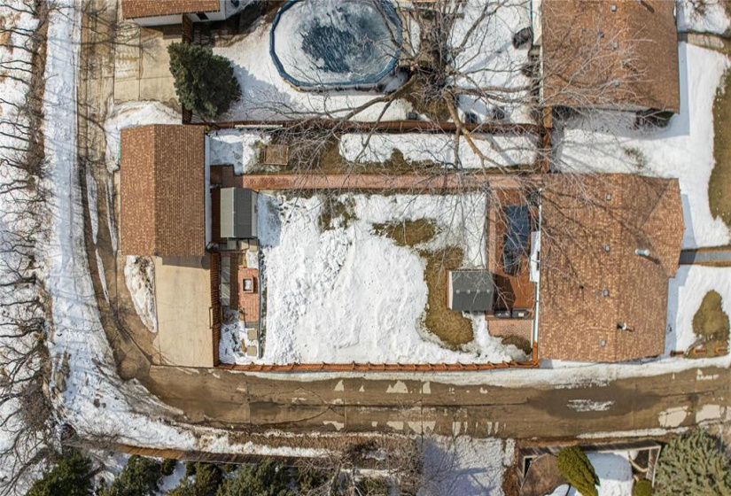 6450 Rannock, 3 Bedrooms Bedrooms, 14 Rooms Rooms,1 BathroomBathrooms,Residential,For Sale,Rannock