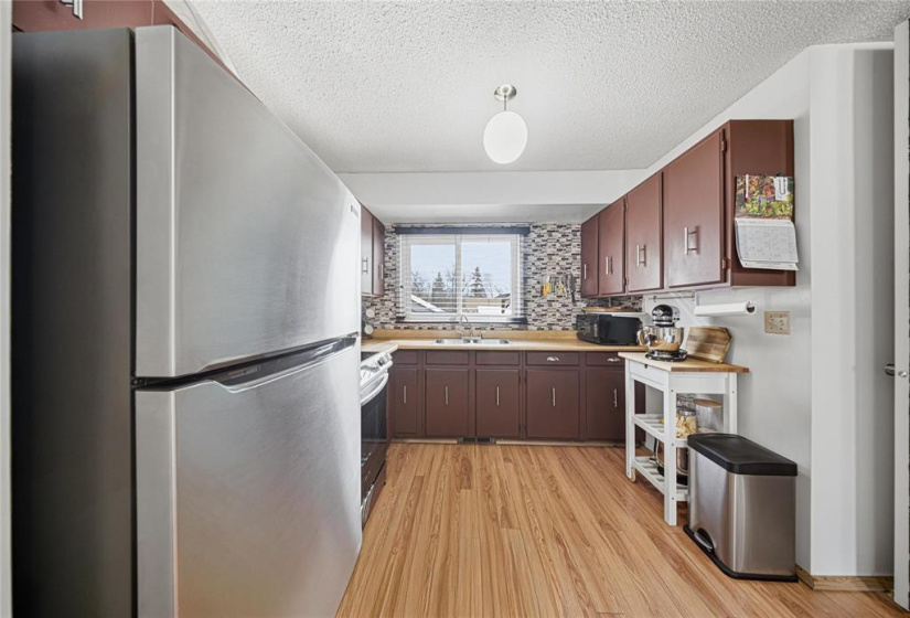 6450 Rannock, 3 Bedrooms Bedrooms, 14 Rooms Rooms,1 BathroomBathrooms,Residential,For Sale,Rannock