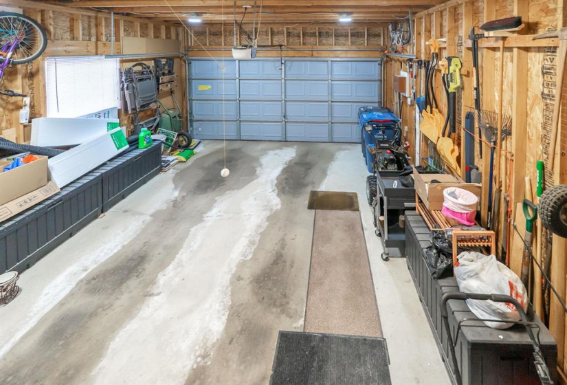 90 Pamela, 4 Bedrooms Bedrooms, 15 Rooms Rooms,2 BathroomsBathrooms,Residential,For Sale,Pamela