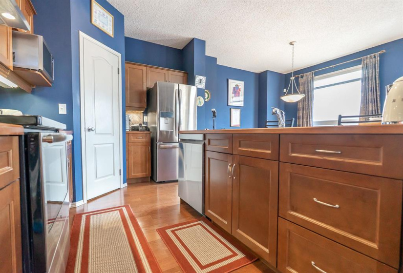 90 Pamela, 4 Bedrooms Bedrooms, 15 Rooms Rooms,2 BathroomsBathrooms,Residential,For Sale,Pamela