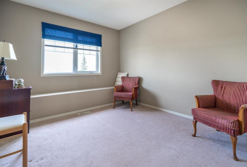 90 Pamela, 4 Bedrooms Bedrooms, 15 Rooms Rooms,2 BathroomsBathrooms,Residential,For Sale,Pamela