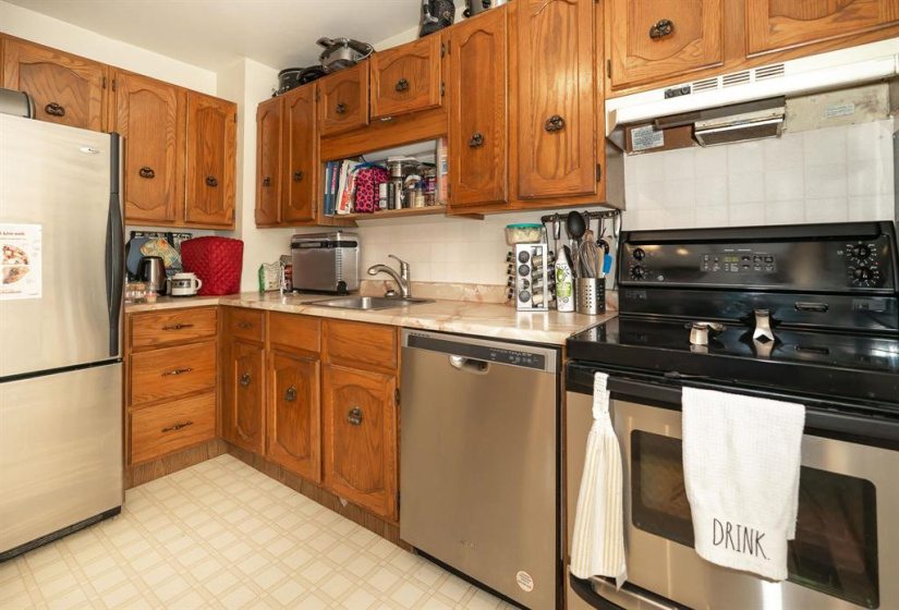 177 Beliveau, 2 Bedrooms Bedrooms, 8 Rooms Rooms,1 BathroomBathrooms,Condominium,For Sale,Beliveau