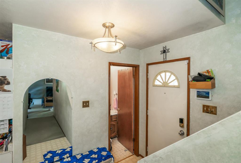 177 Beliveau, 2 Bedrooms Bedrooms, 8 Rooms Rooms,1 BathroomBathrooms,Condominium,For Sale,Beliveau