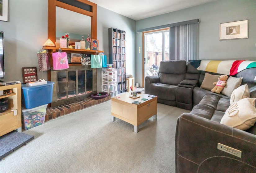 177 Beliveau, 2 Bedrooms Bedrooms, 8 Rooms Rooms,1 BathroomBathrooms,Condominium,For Sale,Beliveau