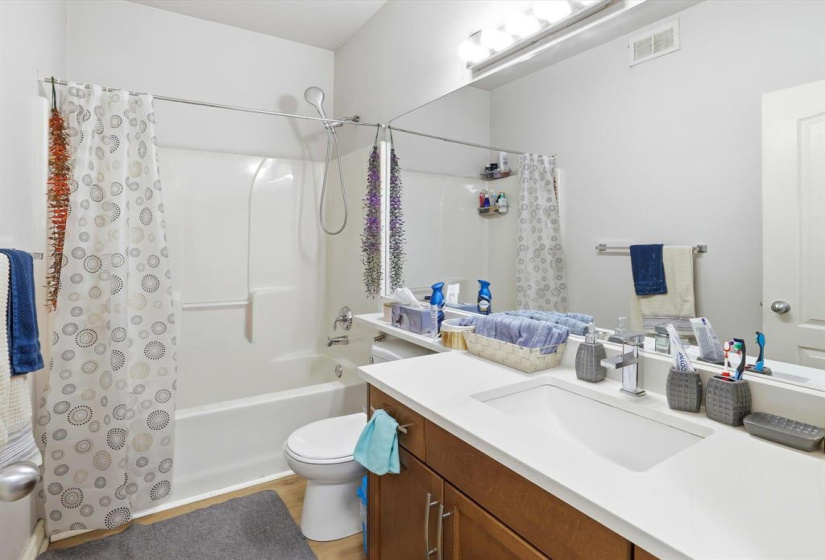 19 Brockington, 4 Bedrooms Bedrooms, 12 Rooms Rooms,3 BathroomsBathrooms,Residential,For Sale,Brockington