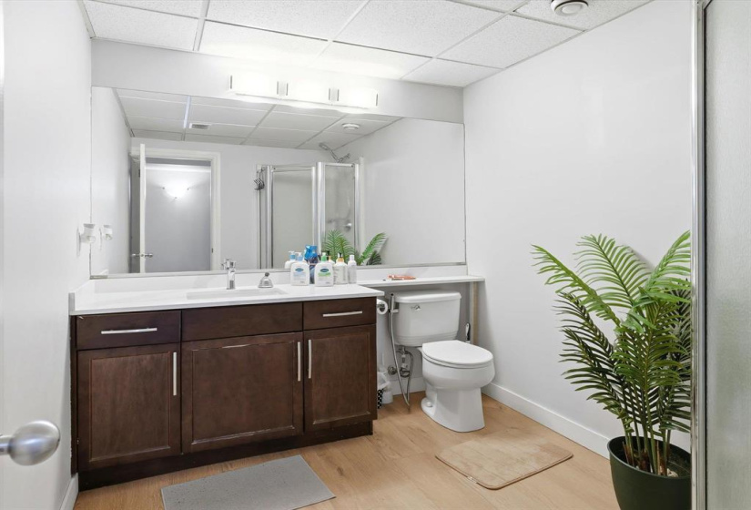 19 Brockington, 4 Bedrooms Bedrooms, 12 Rooms Rooms,3 BathroomsBathrooms,Residential,For Sale,Brockington