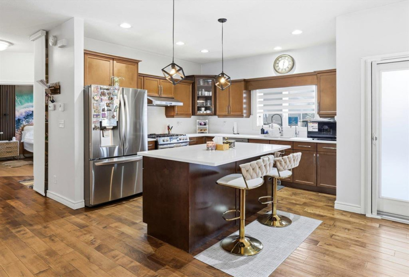 19 Brockington, 4 Bedrooms Bedrooms, 12 Rooms Rooms,3 BathroomsBathrooms,Residential,For Sale,Brockington