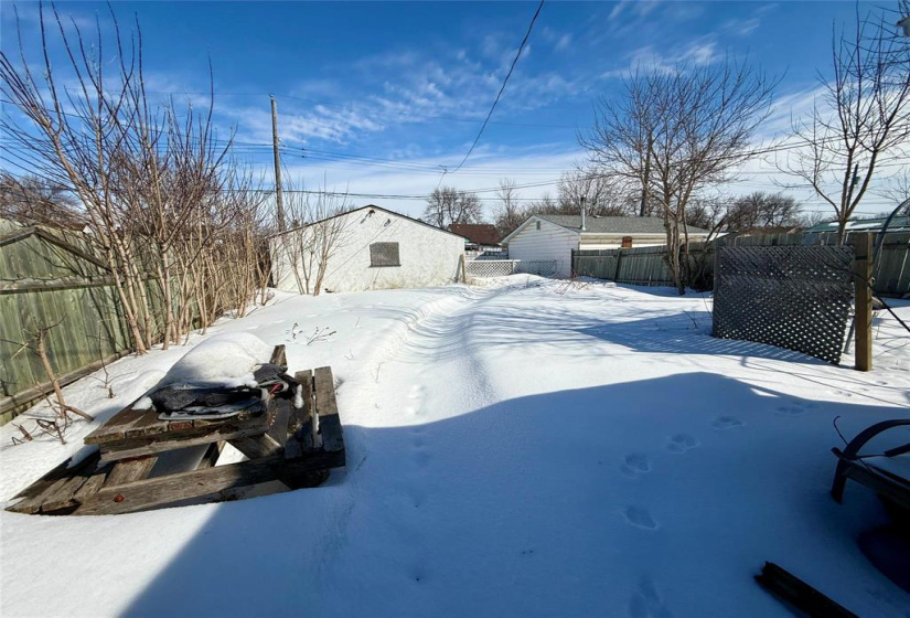 1391 Pritchard, 2 Bedrooms Bedrooms, 7 Rooms Rooms,1 BathroomBathrooms,Residential,For Sale,Pritchard