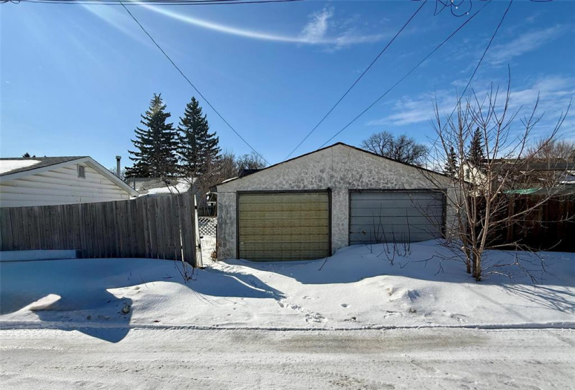 1391 Pritchard, 2 Bedrooms Bedrooms, 7 Rooms Rooms,1 BathroomBathrooms,Residential,For Sale,Pritchard