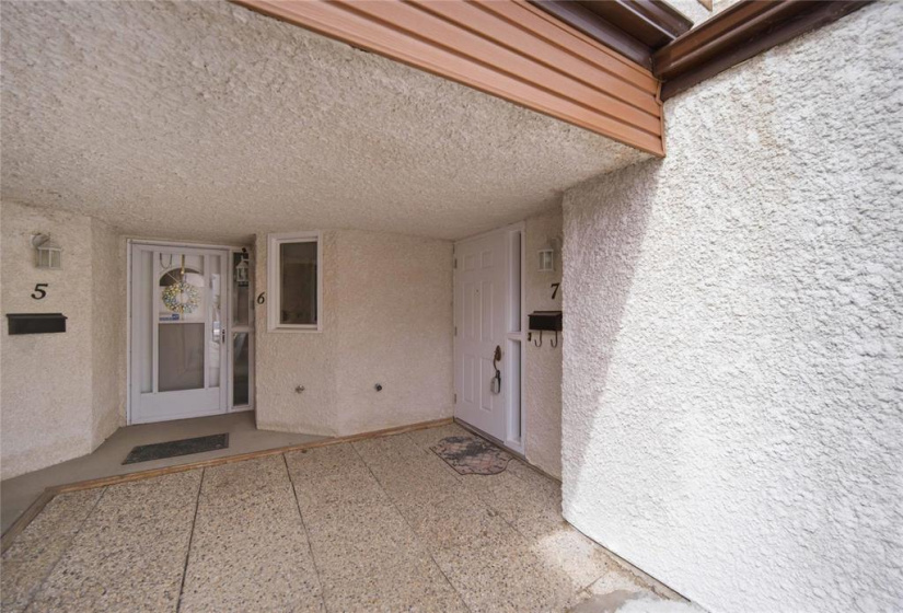 183 Hamilton, 2 Bedrooms Bedrooms, 7 Rooms Rooms,1 BathroomBathrooms,Condominium,For Sale,Hamilton