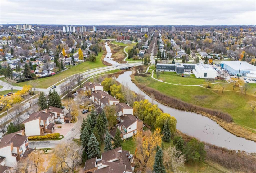 183 Hamilton, 2 Bedrooms Bedrooms, 7 Rooms Rooms,1 BathroomBathrooms,Condominium,For Sale,Hamilton