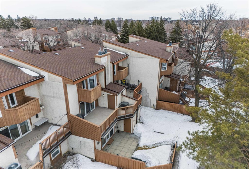 183 Hamilton, 2 Bedrooms Bedrooms, 7 Rooms Rooms,1 BathroomBathrooms,Condominium,For Sale,Hamilton