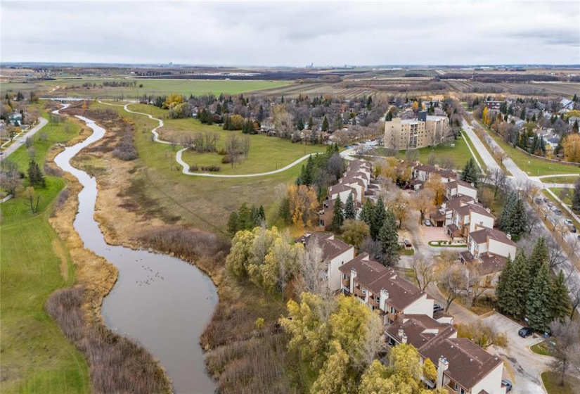 183 Hamilton, 2 Bedrooms Bedrooms, 7 Rooms Rooms,1 BathroomBathrooms,Condominium,For Sale,Hamilton