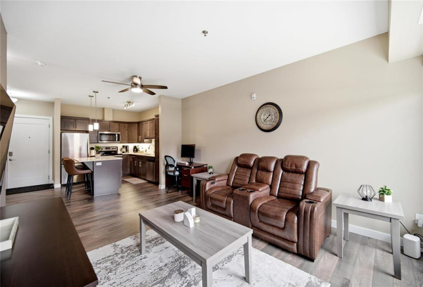 215 Pandora, 1 Bedroom Bedrooms, 5 Rooms Rooms,1 BathroomBathrooms,Condominium,For Sale,Pandora