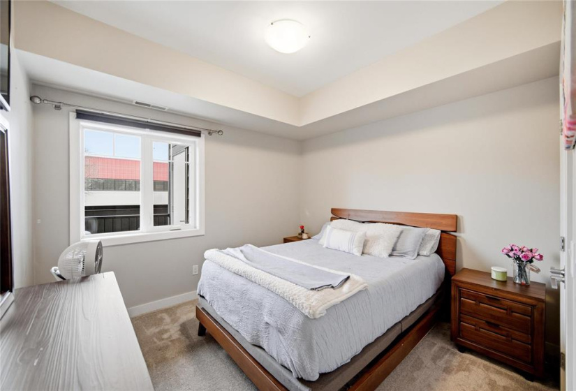 215 Pandora, 1 Bedroom Bedrooms, 5 Rooms Rooms,1 BathroomBathrooms,Condominium,For Sale,Pandora