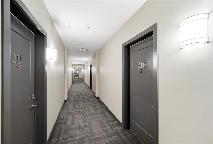 215 Pandora, 1 Bedroom Bedrooms, 5 Rooms Rooms,1 BathroomBathrooms,Condominium,For Sale,Pandora