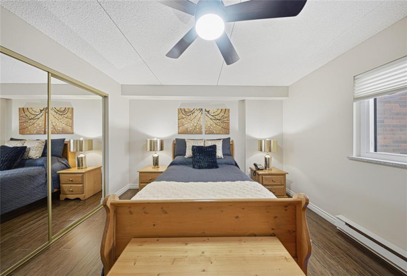 376 Osborne, 2 Bedrooms Bedrooms, 8 Rooms Rooms,1 BathroomBathrooms,Condominium,For Sale,Osborne