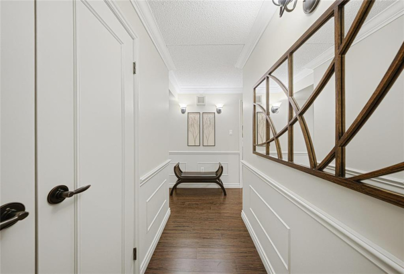 376 Osborne, 2 Bedrooms Bedrooms, 8 Rooms Rooms,1 BathroomBathrooms,Condominium,For Sale,Osborne