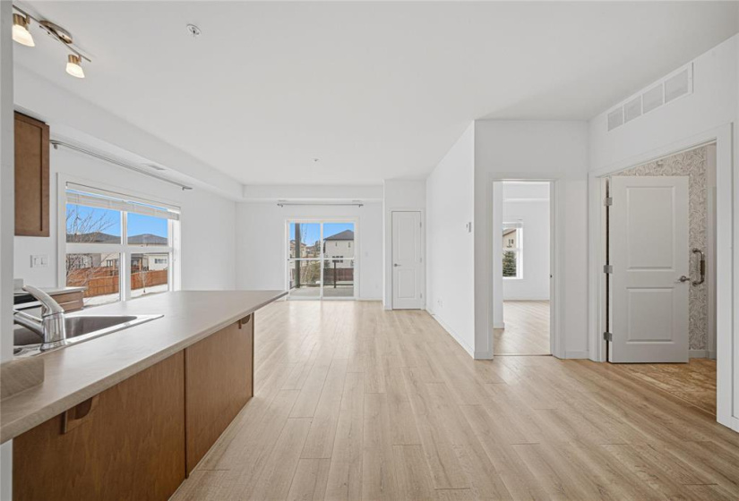 65 Fiorentino, 2 Bedrooms Bedrooms, 10 Rooms Rooms,2 BathroomsBathrooms,Condominium,For Sale,Fiorentino