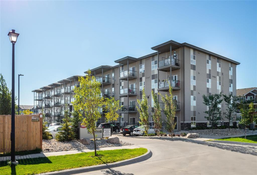 65 Fiorentino, 2 Bedrooms Bedrooms, 10 Rooms Rooms,2 BathroomsBathrooms,Condominium,For Sale,Fiorentino