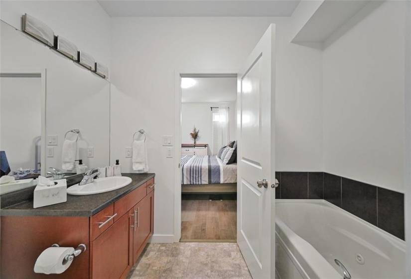 11 Stanhope, 3 Bedrooms Bedrooms, 10 Rooms Rooms,3 BathroomsBathrooms,Residential,For Sale,Stanhope