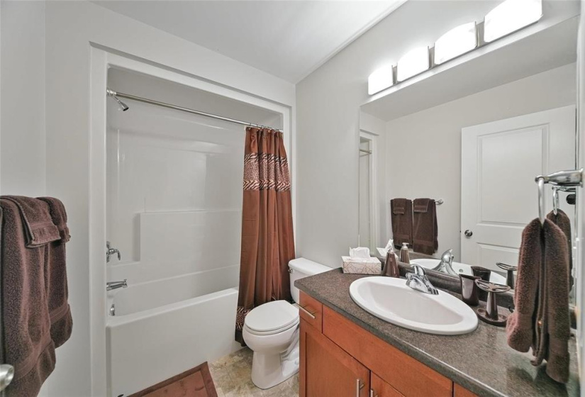 11 Stanhope, 3 Bedrooms Bedrooms, 10 Rooms Rooms,3 BathroomsBathrooms,Residential,For Sale,Stanhope