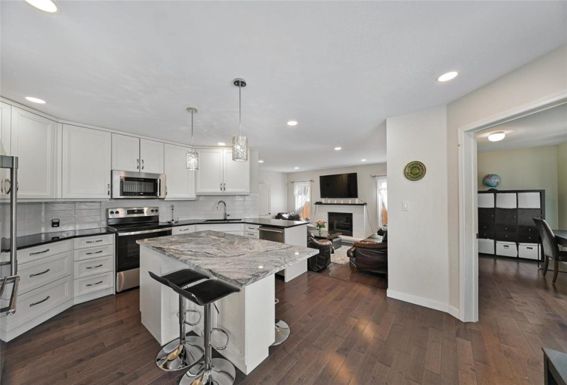 3 Millstream, 3 Bedrooms Bedrooms, 16 Rooms Rooms,2 BathroomsBathrooms,Residential,For Sale,Millstream