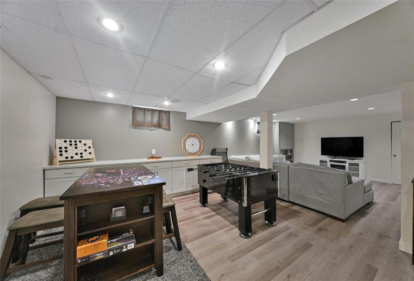 3 Millstream, 3 Bedrooms Bedrooms, 16 Rooms Rooms,2 BathroomsBathrooms,Residential,For Sale,Millstream