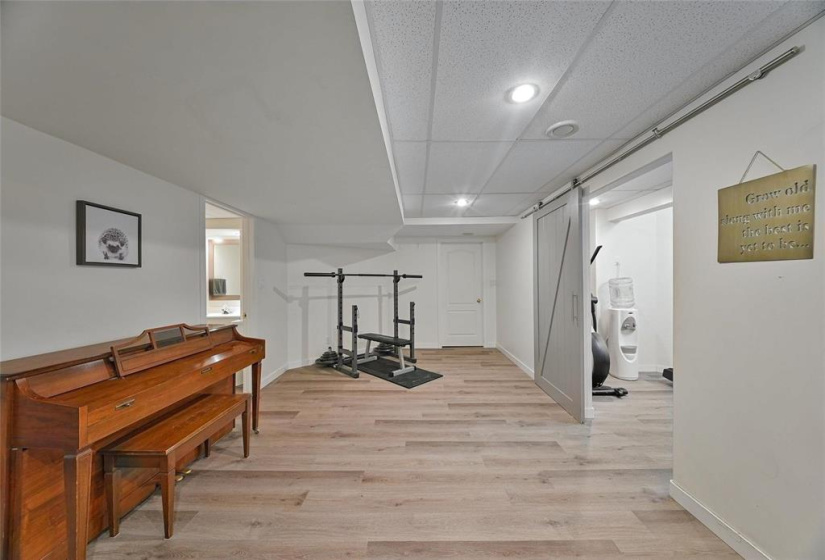 3 Millstream, 3 Bedrooms Bedrooms, 16 Rooms Rooms,2 BathroomsBathrooms,Residential,For Sale,Millstream