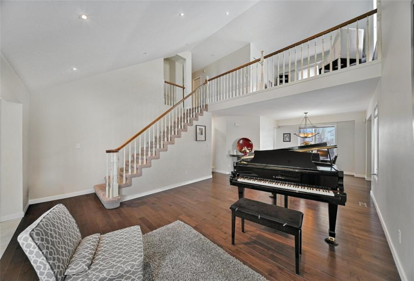 3 Millstream, 3 Bedrooms Bedrooms, 16 Rooms Rooms,2 BathroomsBathrooms,Residential,For Sale,Millstream