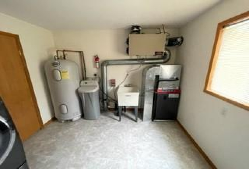 251 Kens, 3 Bedrooms Bedrooms, 12 Rooms Rooms,2 BathroomsBathrooms,Residential,For Sale,Kens