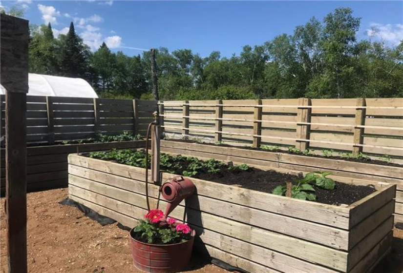 251 Kens, 3 Bedrooms Bedrooms, 12 Rooms Rooms,2 BathroomsBathrooms,Residential,For Sale,Kens