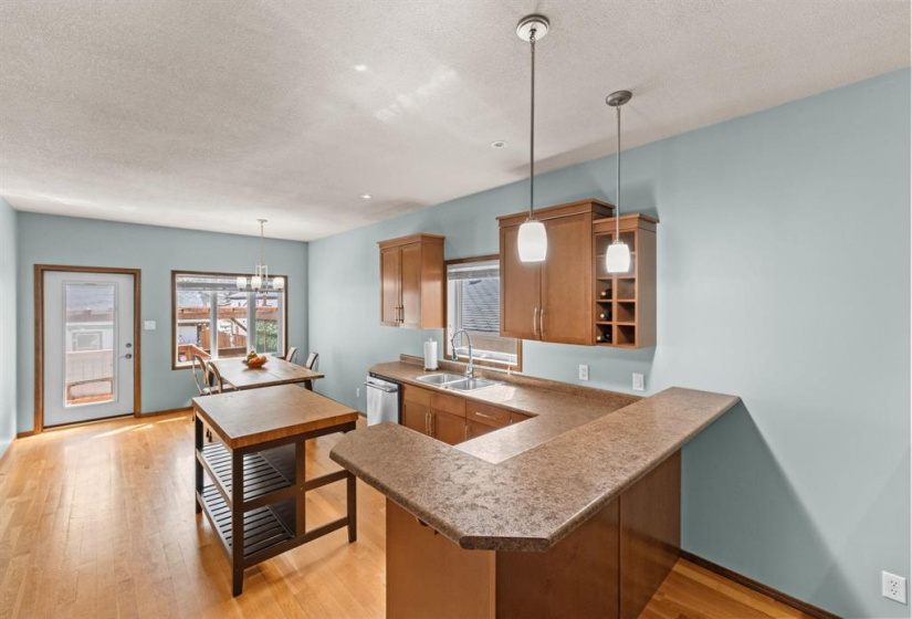 70 Fitzpatrick, 4 Bedrooms Bedrooms, 11 Rooms Rooms,2 BathroomsBathrooms,Residential,For Sale,Fitzpatrick