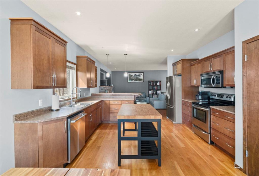 70 Fitzpatrick, 4 Bedrooms Bedrooms, 11 Rooms Rooms,2 BathroomsBathrooms,Residential,For Sale,Fitzpatrick