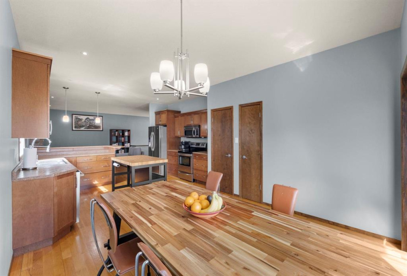 70 Fitzpatrick, 4 Bedrooms Bedrooms, 11 Rooms Rooms,2 BathroomsBathrooms,Residential,For Sale,Fitzpatrick