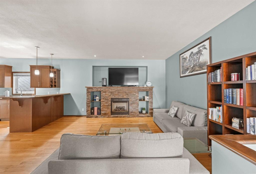 70 Fitzpatrick, 4 Bedrooms Bedrooms, 11 Rooms Rooms,2 BathroomsBathrooms,Residential,For Sale,Fitzpatrick