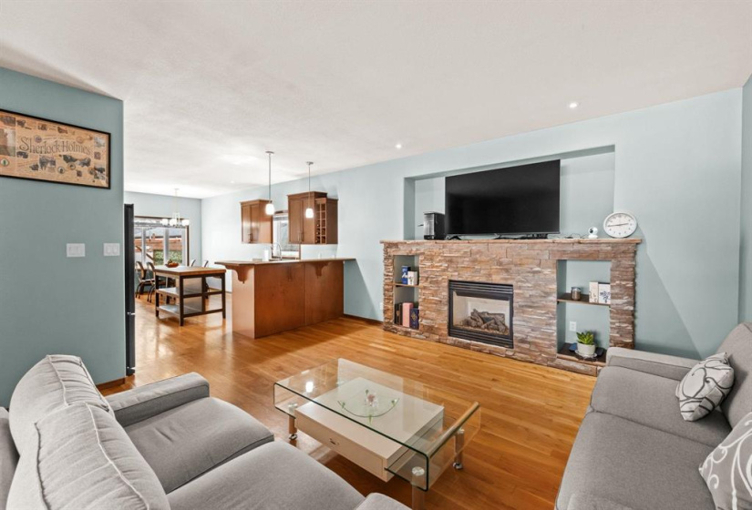 70 Fitzpatrick, 4 Bedrooms Bedrooms, 11 Rooms Rooms,2 BathroomsBathrooms,Residential,For Sale,Fitzpatrick