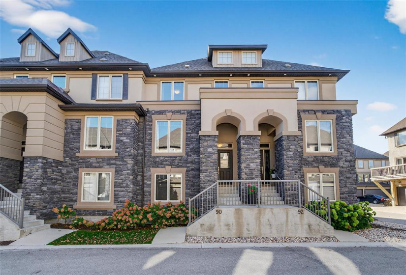 1290 Warde, 2 Bedrooms Bedrooms, 9 Rooms Rooms,2 BathroomsBathrooms,Condominium,For Sale,Warde