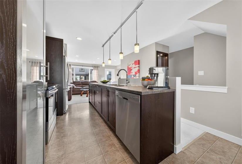 1290 Warde, 2 Bedrooms Bedrooms, 9 Rooms Rooms,2 BathroomsBathrooms,Condominium,For Sale,Warde