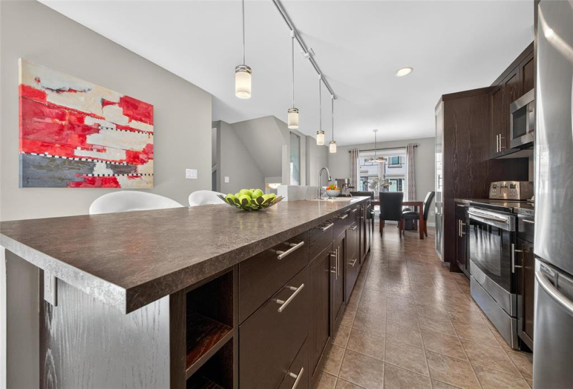 1290 Warde, 2 Bedrooms Bedrooms, 9 Rooms Rooms,2 BathroomsBathrooms,Condominium,For Sale,Warde