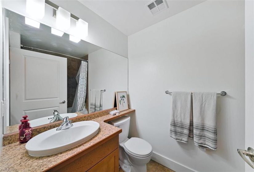 84 Snow, 2 Bedrooms Bedrooms, 7 Rooms Rooms,2 BathroomsBathrooms,Condominium,For Sale,Snow