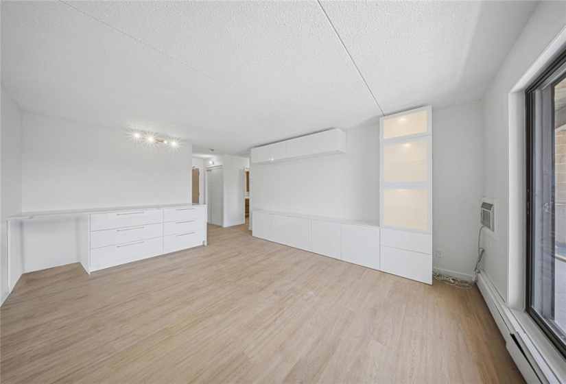 77 Edmonton, 1 Bedroom Bedrooms, 5 Rooms Rooms,1 BathroomBathrooms,Condominium,For Sale,Edmonton